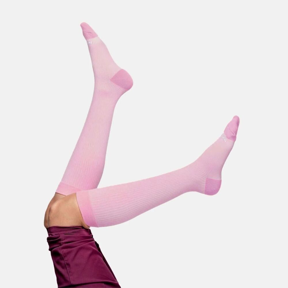NWT Nurse Yard Solid Pastel Pink Compression Socks S/M